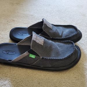 Sanuk Slip-on